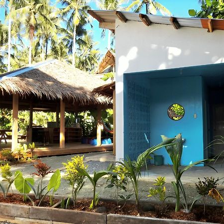 Three Little Birds Surf Hostel General Luna  Bagian luar foto