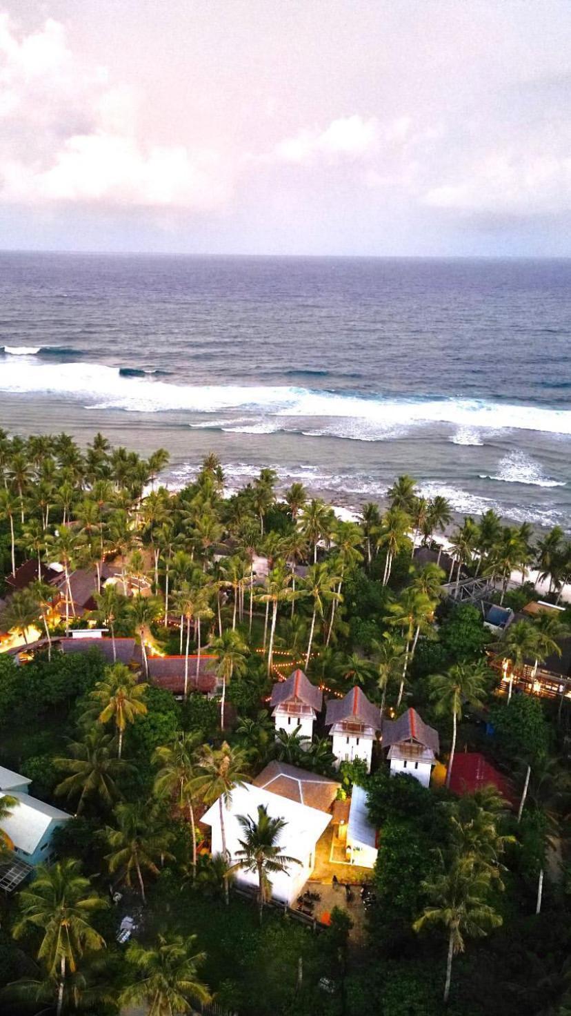Three Little Birds Surf Hostel General Luna  Bagian luar foto